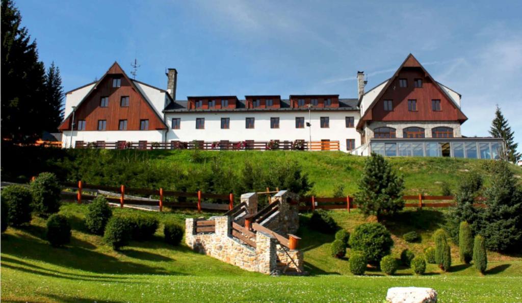 Horsky Hotel Koprivna Malá Morávka Zewnętrze zdjęcie