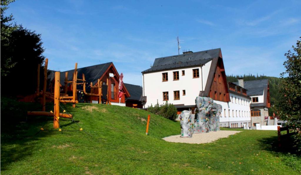 Horsky Hotel Koprivna Malá Morávka Zewnętrze zdjęcie